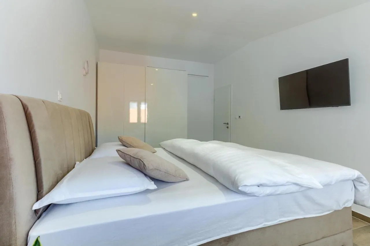 Apartment 3Rd Floor Apartman Kastela