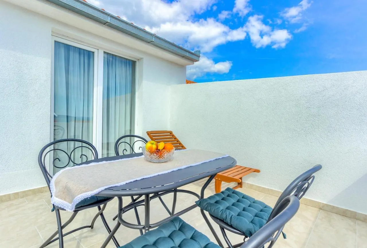 3Rd Floor Apartman Kastela Apartment