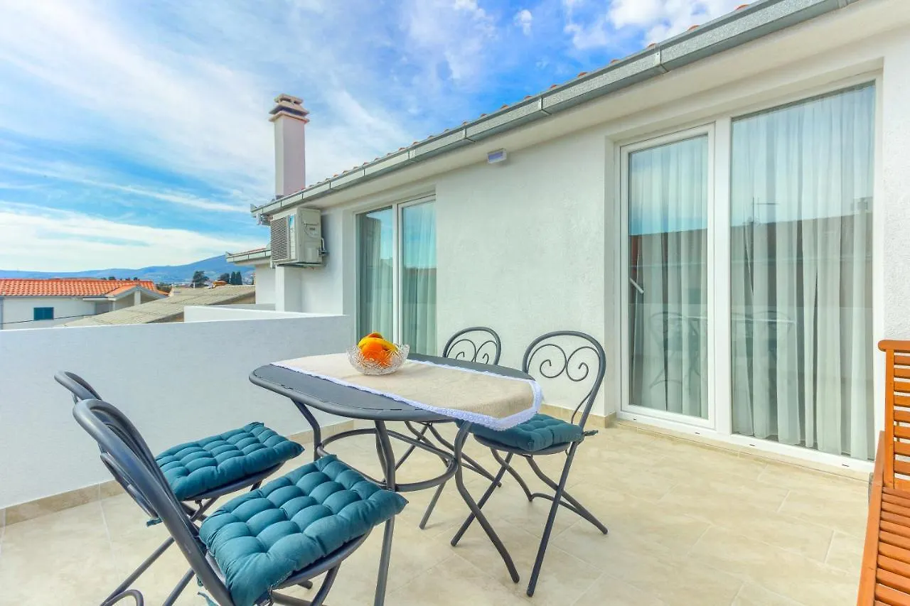 3Rd Floor Apartman Kastela Apartment