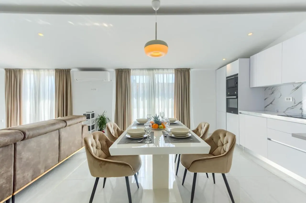 3Rd Floor Apartman Kastela Apartment