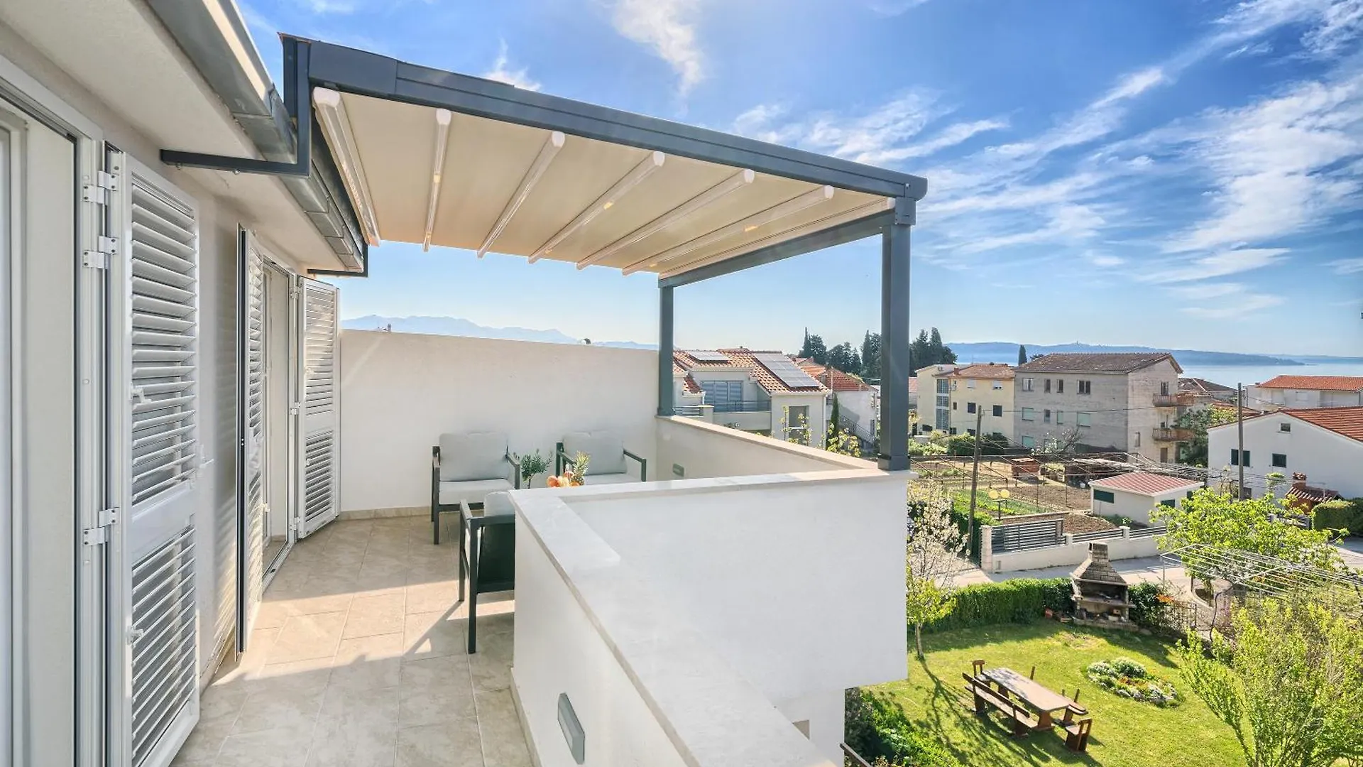 3Rd Floor Apartman Kastela